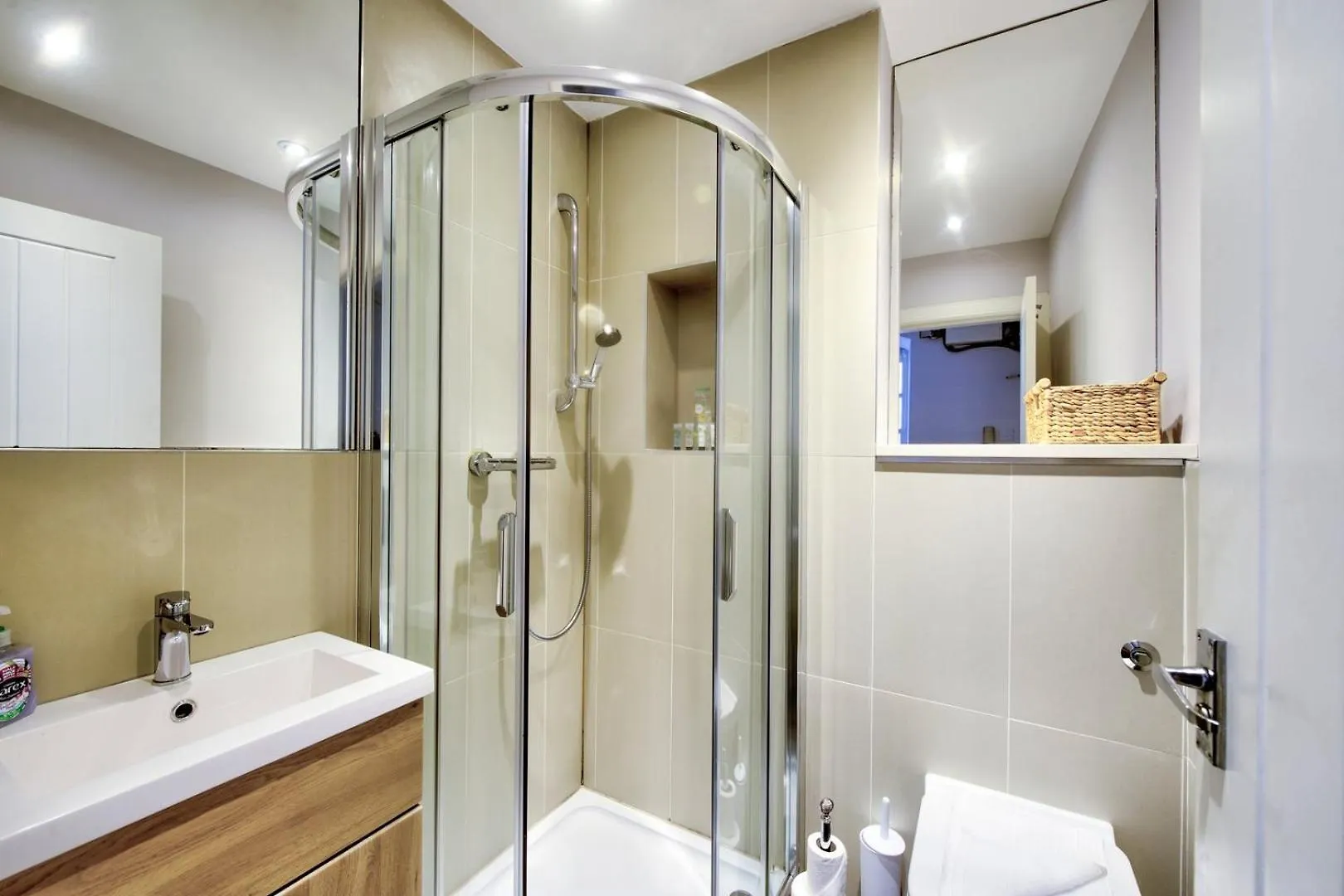 Guestready - Elegant Apt In Old Town Edinburgh 0*,